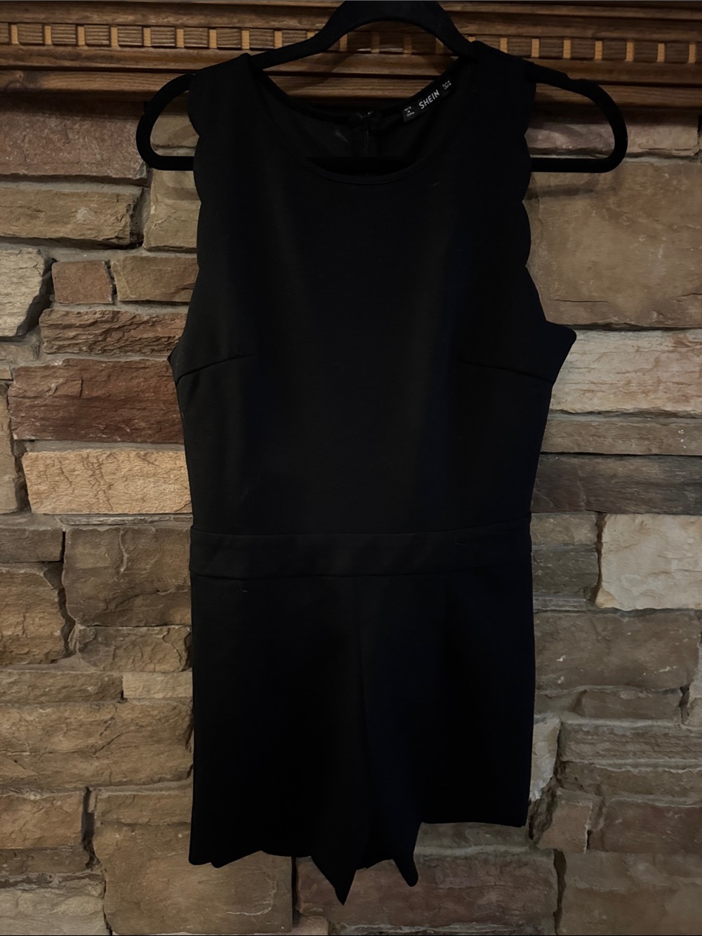 SHEIN Black Sleeveless Romper